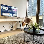 Southbank Stylish Epic Residences Near Crown Casino With Pool & Gym