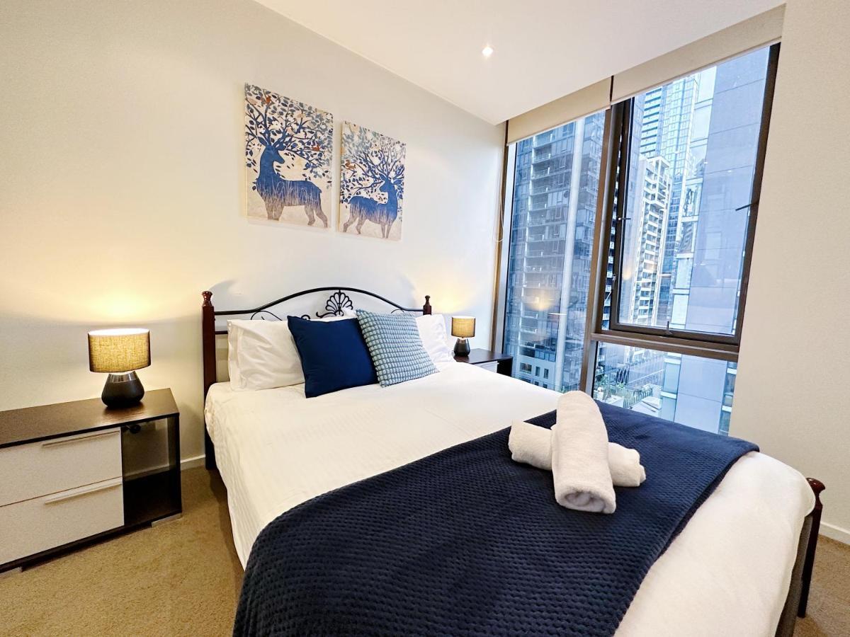 Southbank Stylish Epic Residences Near Crown Casino With Pool & Gym Apartment *