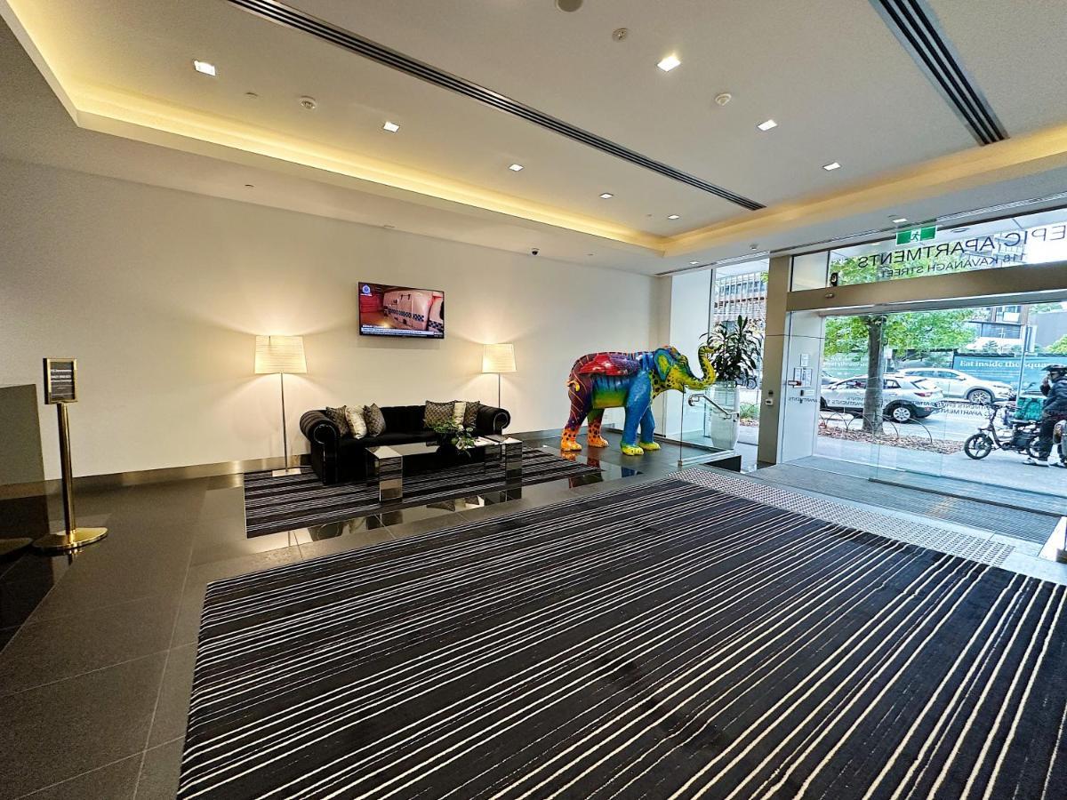 Southbank Stylish Epic Residences Near Crown Casino With Pool & Gym Apartment *